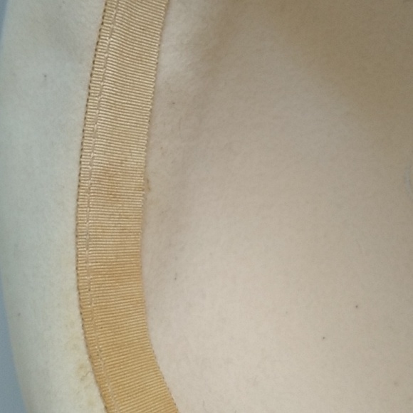 COPY - Michael Howard MISS BIERNER cream wool HAT - Picture 7 of 7